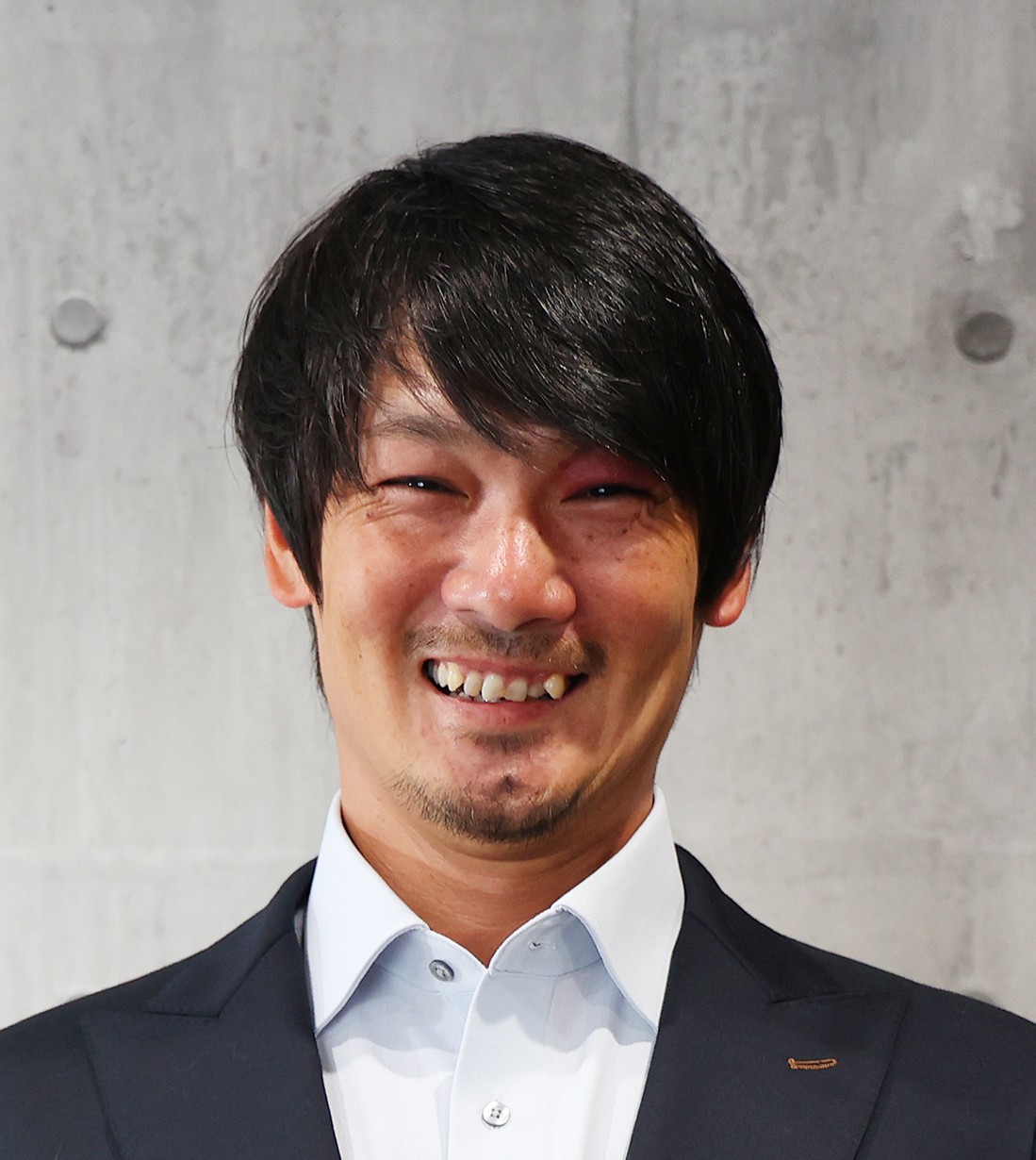 元柔道家・警察官から起業家へ。「3分の映像」で企業の未来を変える